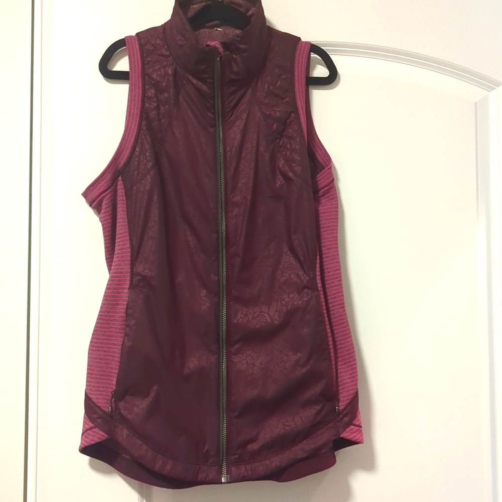 Lululemon Rebel Runner Vest